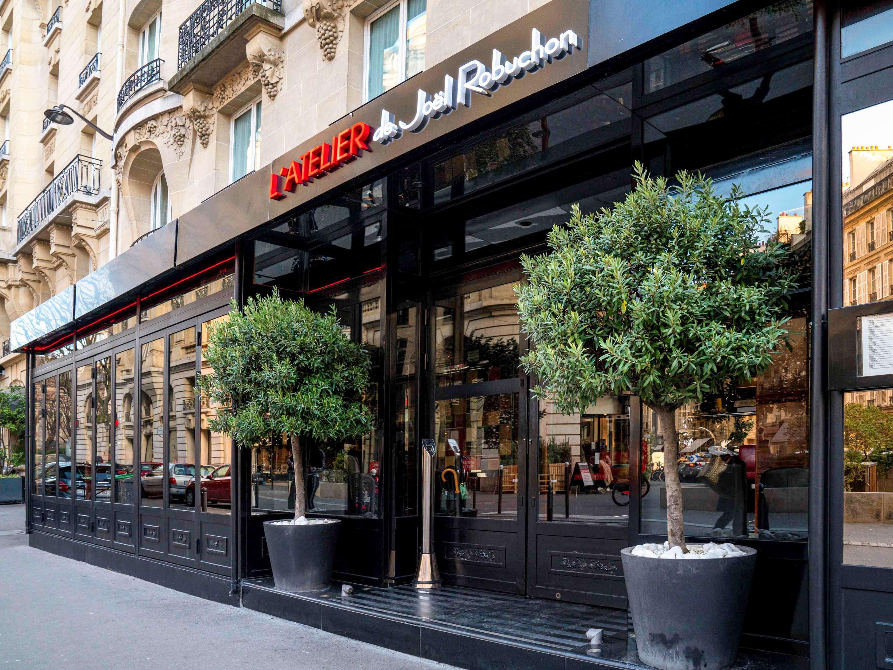 Hotel Pont Royal Париж Екстер'єр фото Paul restaurant in Paris